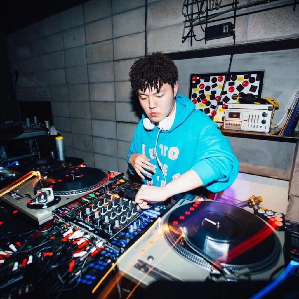 DJ KROPS